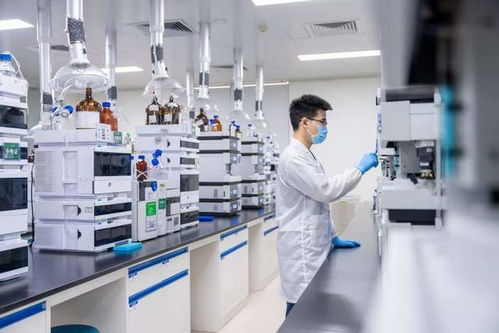 產(chǎn)品創(chuàng)新驅(qū)動業(yè)績企穩(wěn)，科技轉(zhuǎn)型助推湯臣倍健邁入收獲期